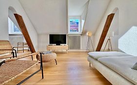 Citycentral 2 Bedroom Flat Near Main Station